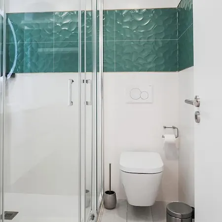 Daire One Bedroom, 2 Mins From The